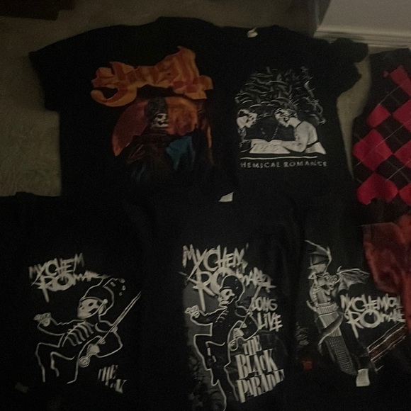 !LOT! 20 rock/ band tops - Picture 1 of 4